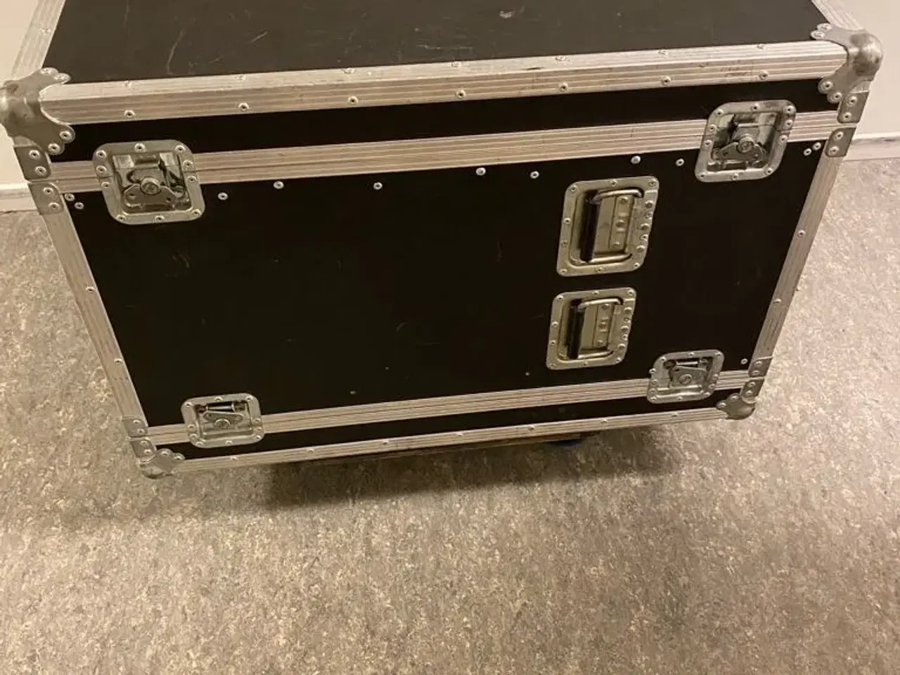 Billede 12 - Mixer, forstærker, effekt og flightcase