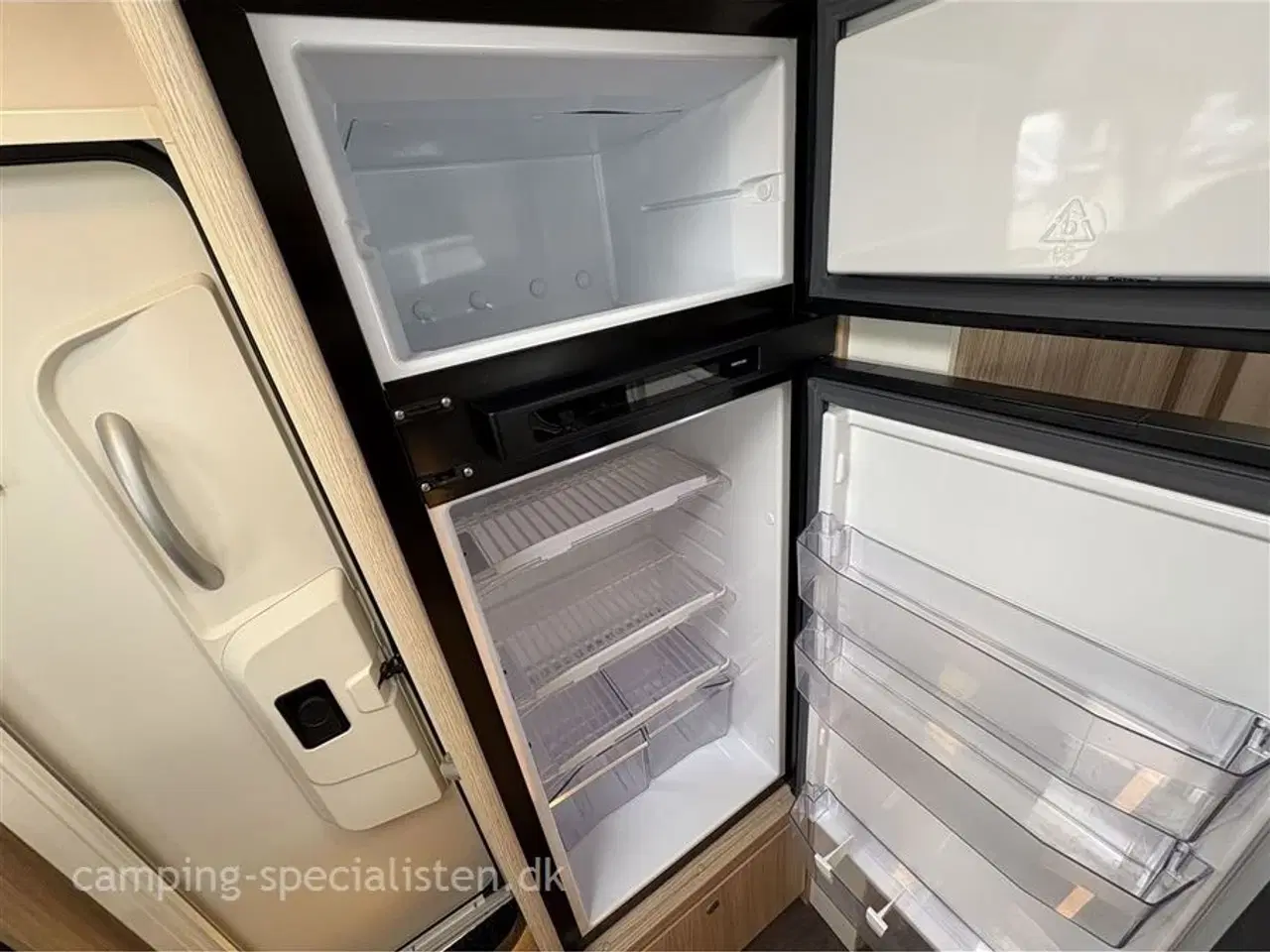 Billede 13 - 2020 - SunLight I 67S   SunLight I 67 S 2020 - Se den nu hos Camping-Specialisten.dk