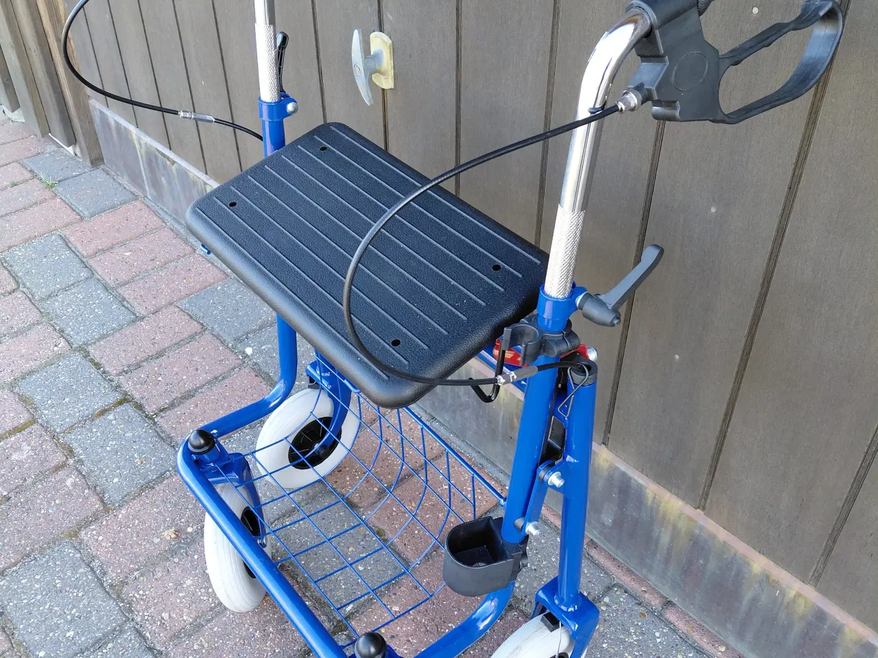 Billede 2 - ROLLATOR-- MED ERU BREMSER