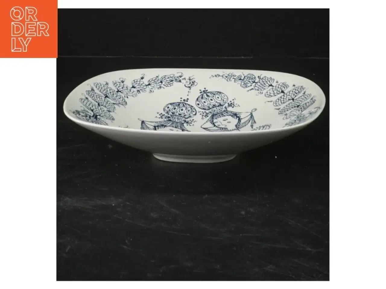 Billede 1 - Nymolle porcelæn fad fra Nymolle (str. 18x18 cm)
