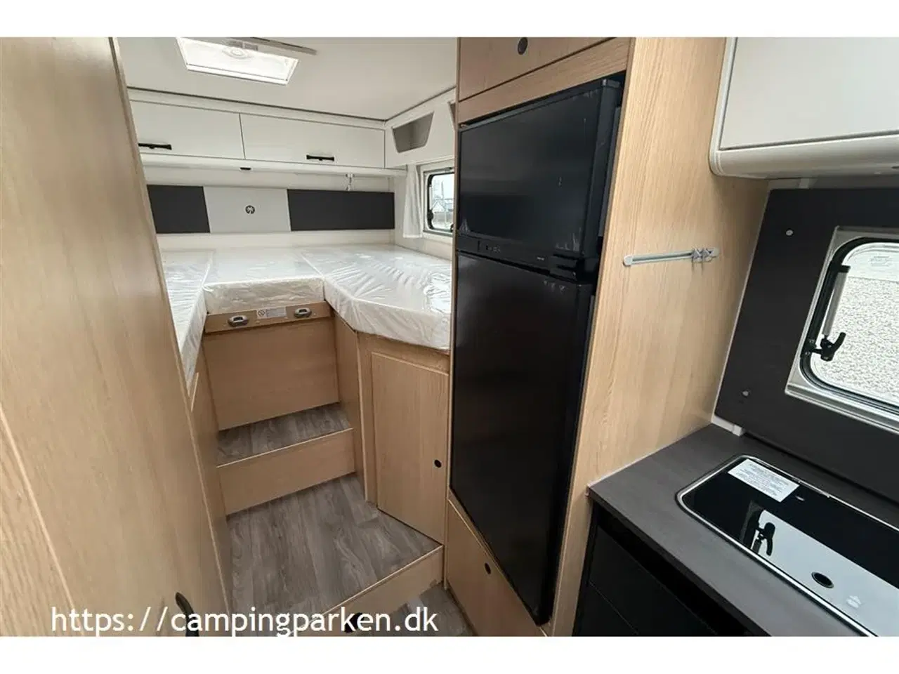 Billede 9 - 2026 - SunLight T 67 Adventure   Sunlights populære model med enkeltsenge, Adaptiv fartpilot, Nordic pakke og automatgear