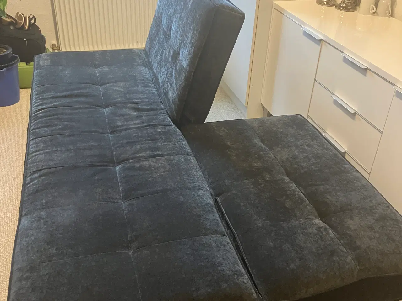 Billede 3 - Sovesofa som ny - grå velour-nu nedsat pris