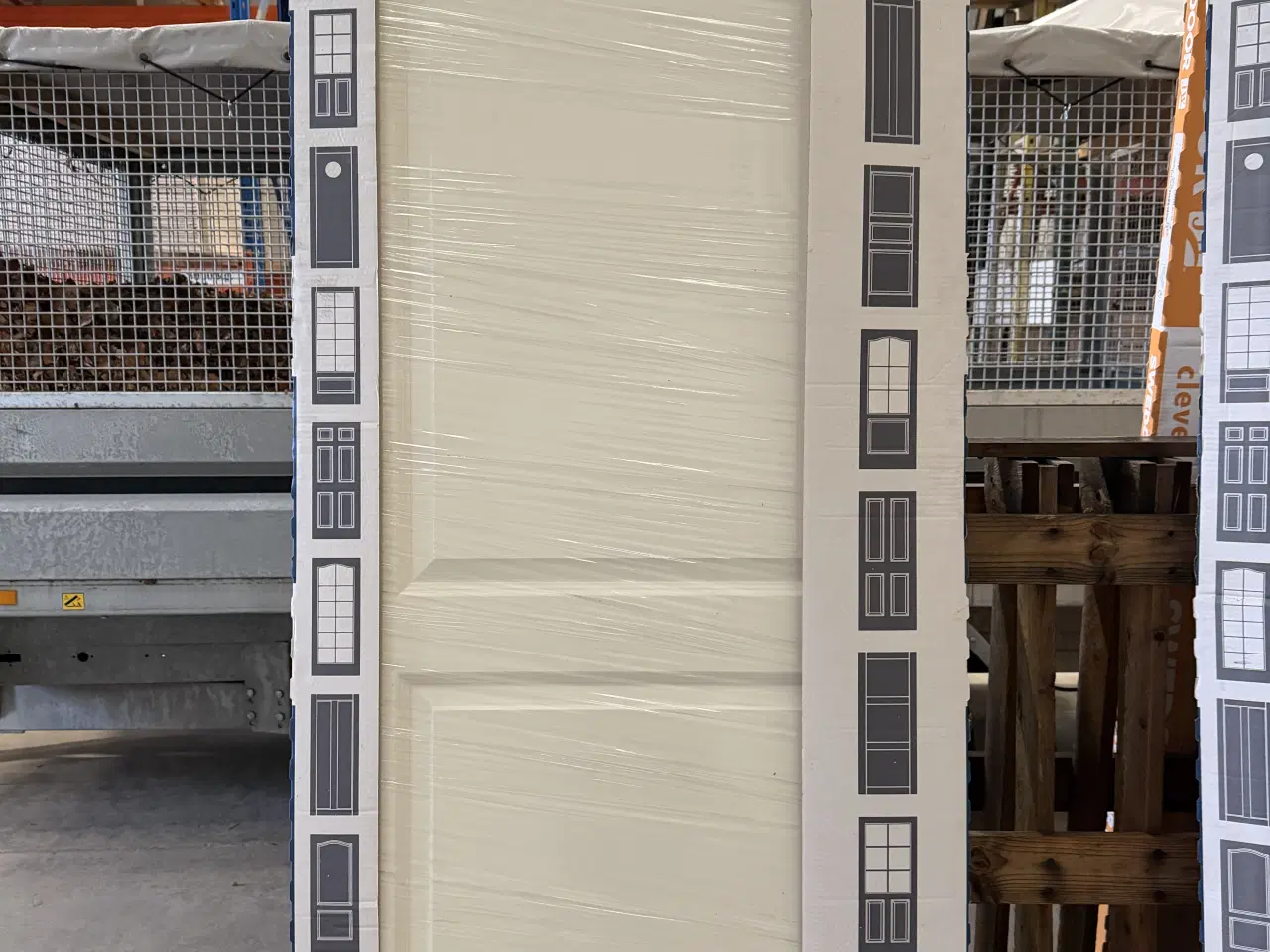 Billede 1 - Swedoor hvid fyldningsdør 