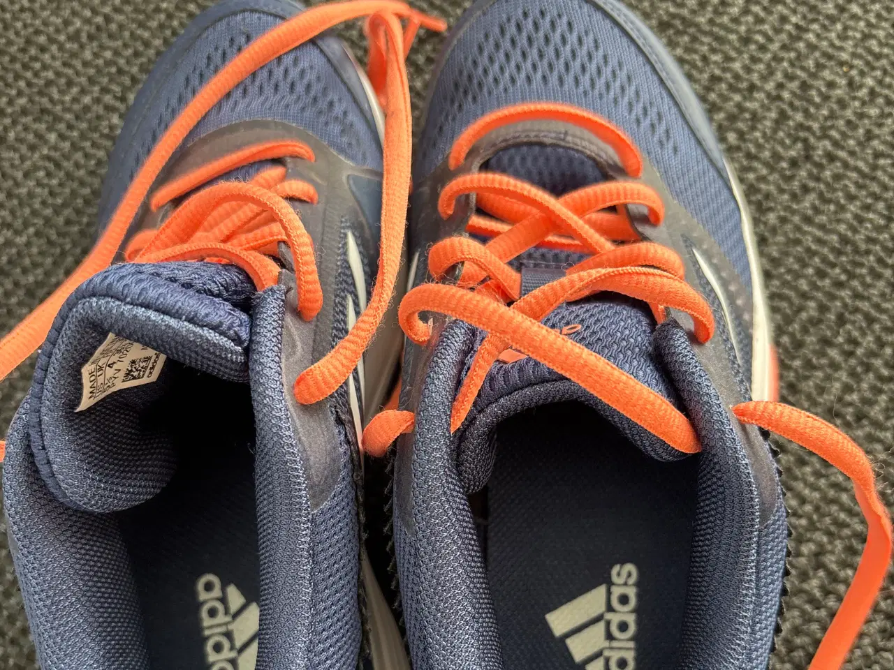 Billede 3 - Adidas sportssko str 36 2/3
