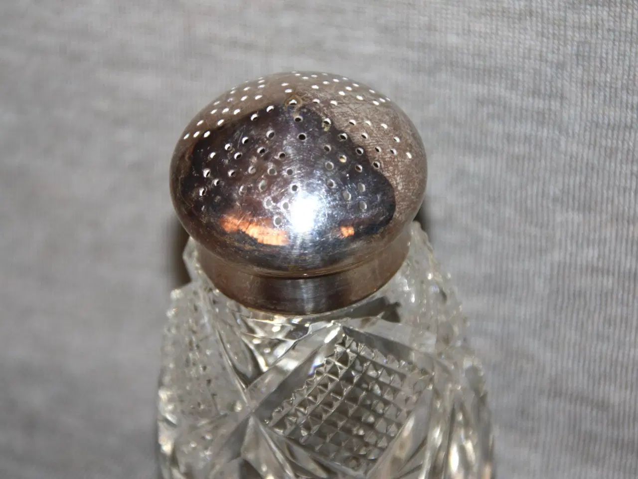 Billede 2 - Vintage Glas Sukkerstrøe i Krystal glas / pletsølv