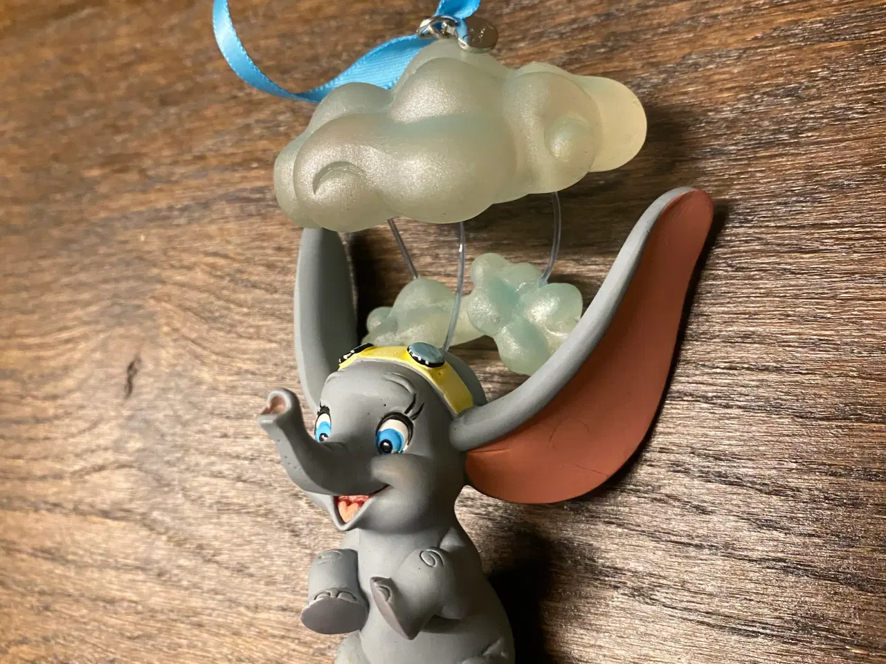 Billede 2 - Originalt Disney Juleornament med Dumbo