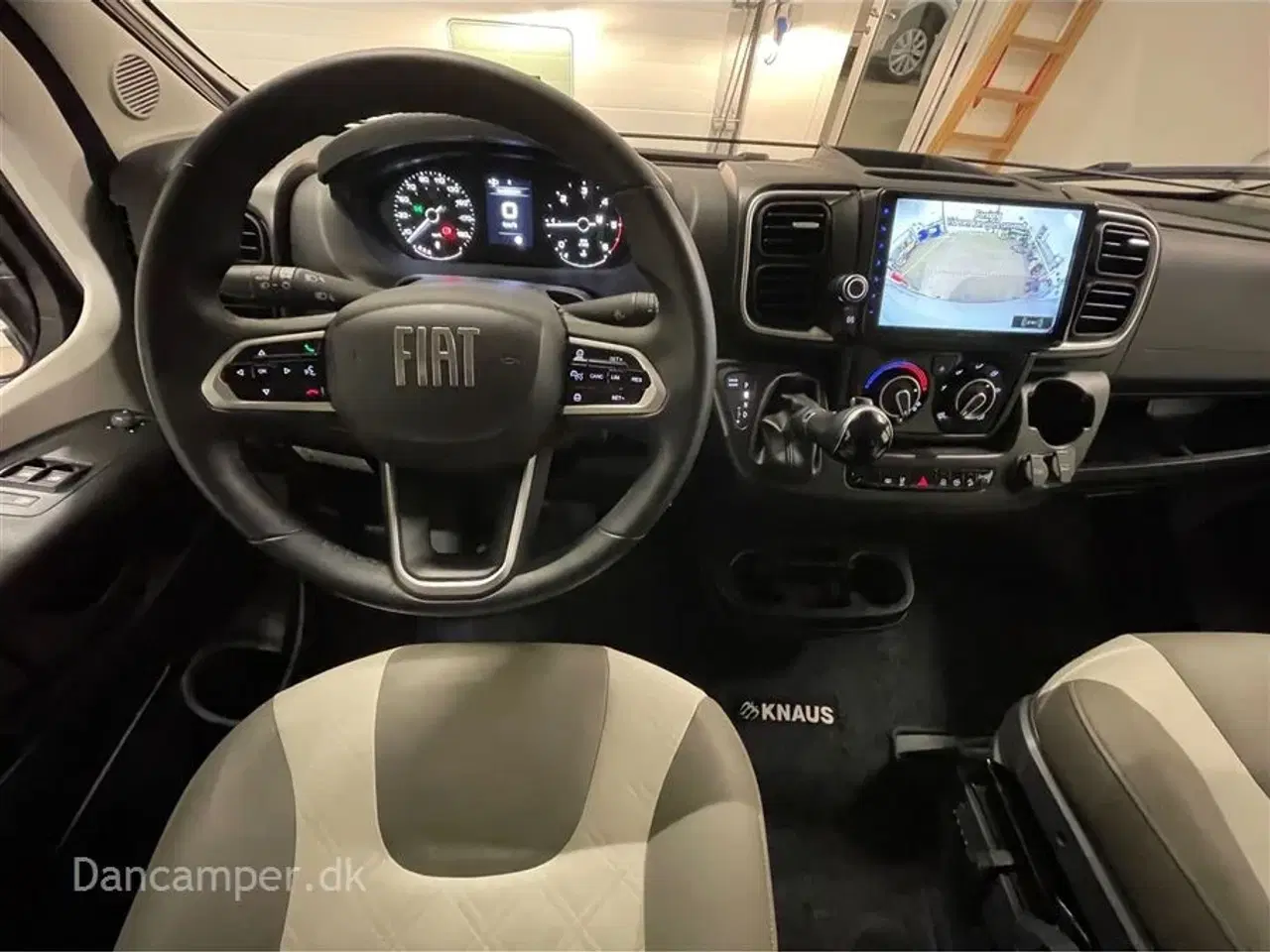 Billede 8 - 2024 - Knaus Boxlife 600 ME Platinum Selection 140 Hk 8 trins aut.gear, adoptiv fartpilot, under 6 meter, man ligger på langs i den store hæve/sænkbar seng