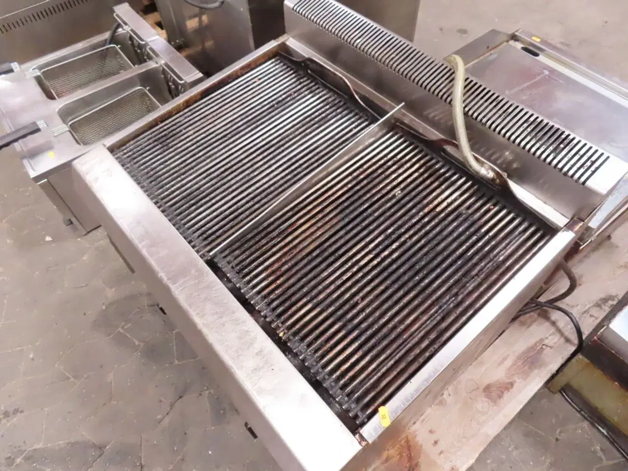 Billede 5 - Gasgrill med 2 blus