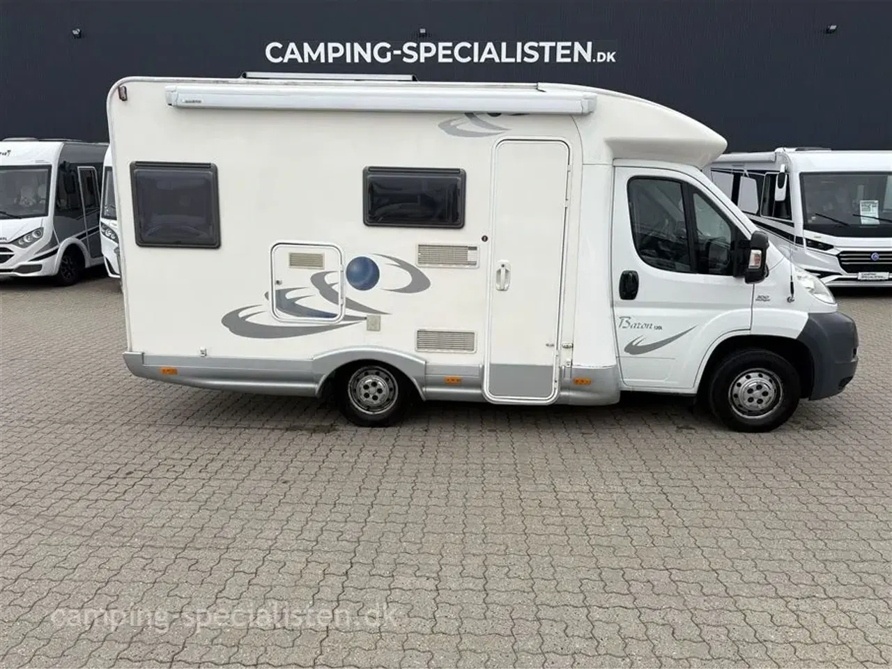 Billede 1 - 2007 - Elnagh Baron 120 L   Elnagh Baron 120L 2007 - Se den nu hos Camping-Specialisten.dk