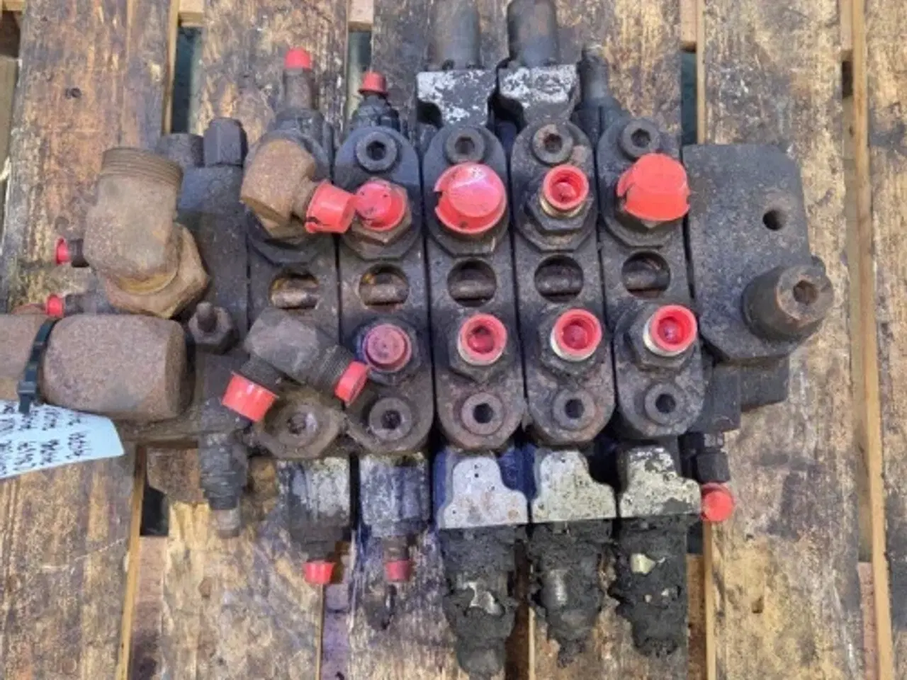 Billede 3 - Manitou 735-120  Hydraulikventil  286674