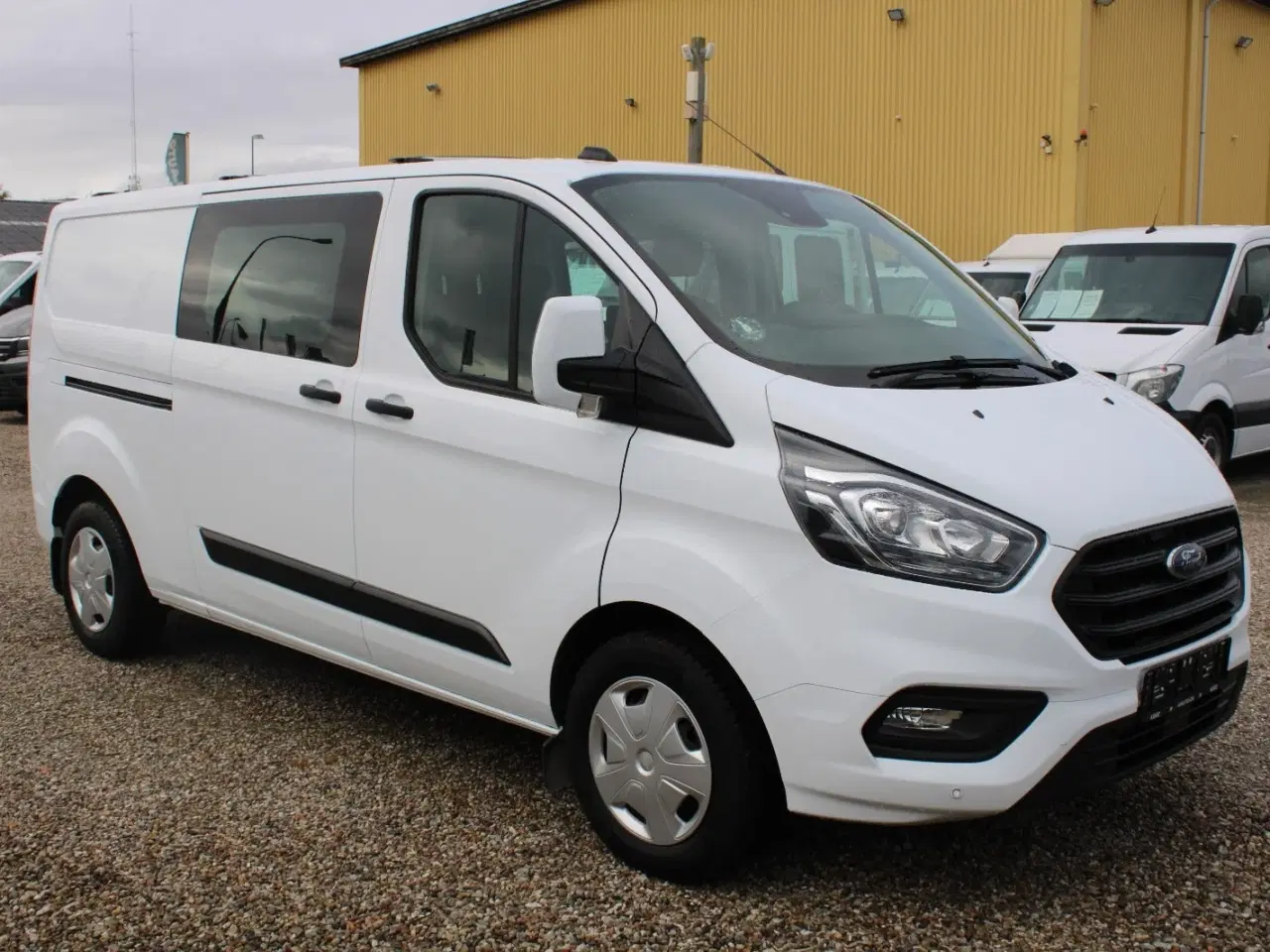 Billede 3 - Ford Transit Custom 320L 2,0 TDCi 130 Trend Mandskabsvogn