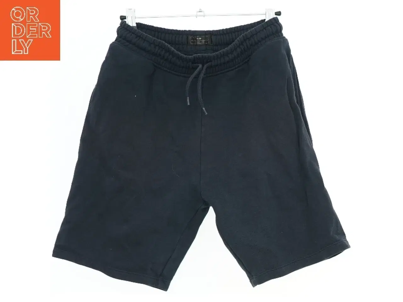 Billede 1 - Herreshorts i mørkeblå fra Next (str. 158)