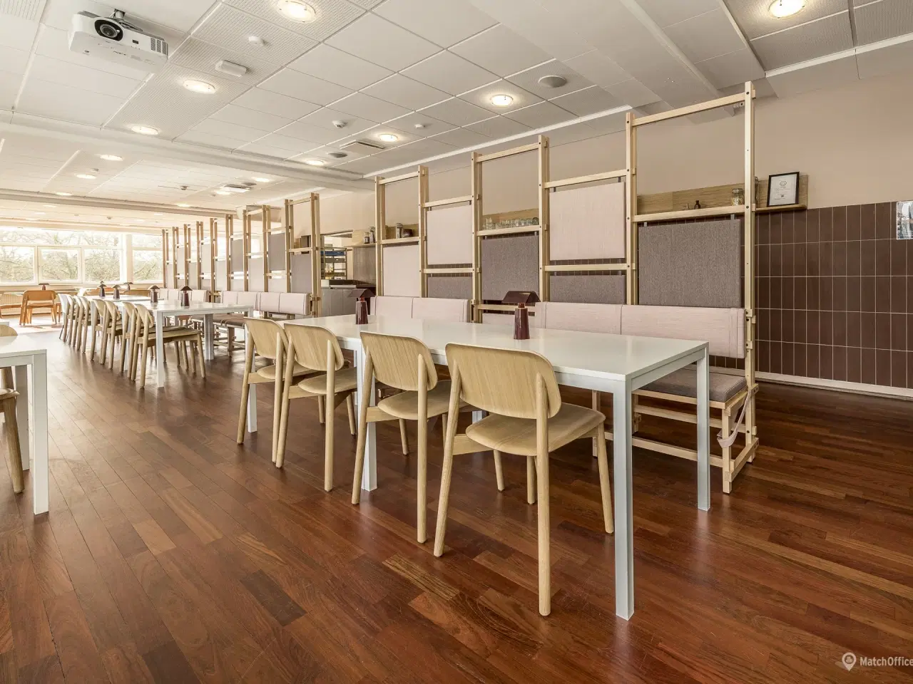 Billede 20 - Indbydende  kontor på 1.106 m²