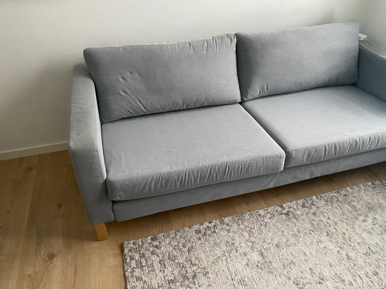 Billede 7 - Superlækker og behagelig stofsofa