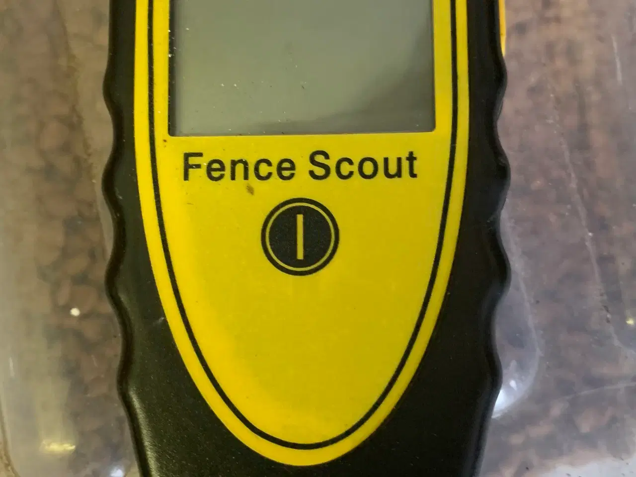 Billede 1 - Elhegn og spændingsmåler
