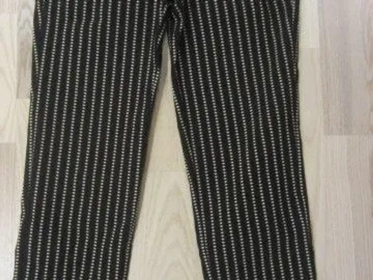 Billede 1 - Str. M, EKSTREM elastiske bukser