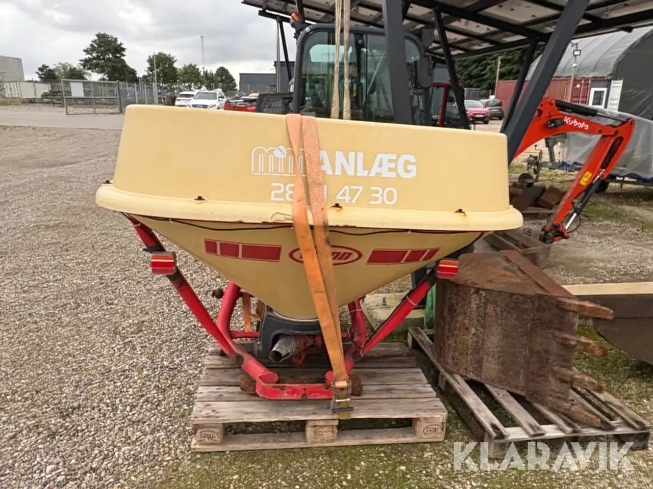 Billede 7 - Saltspreder Vicon PS04 til traktor eller lignende
