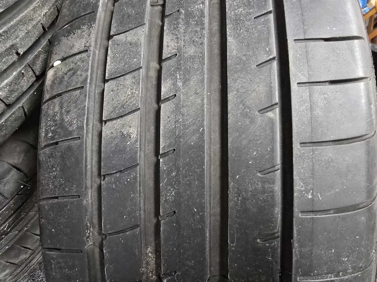 Billede 1 - Sommer dæk har siddet på en Mercedes eqe suv oæson