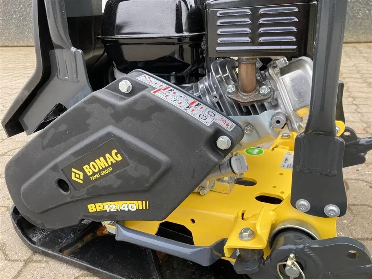 Billede 10 - Bomag BP 12/40 Kan udstyres med vandtank og spredebom