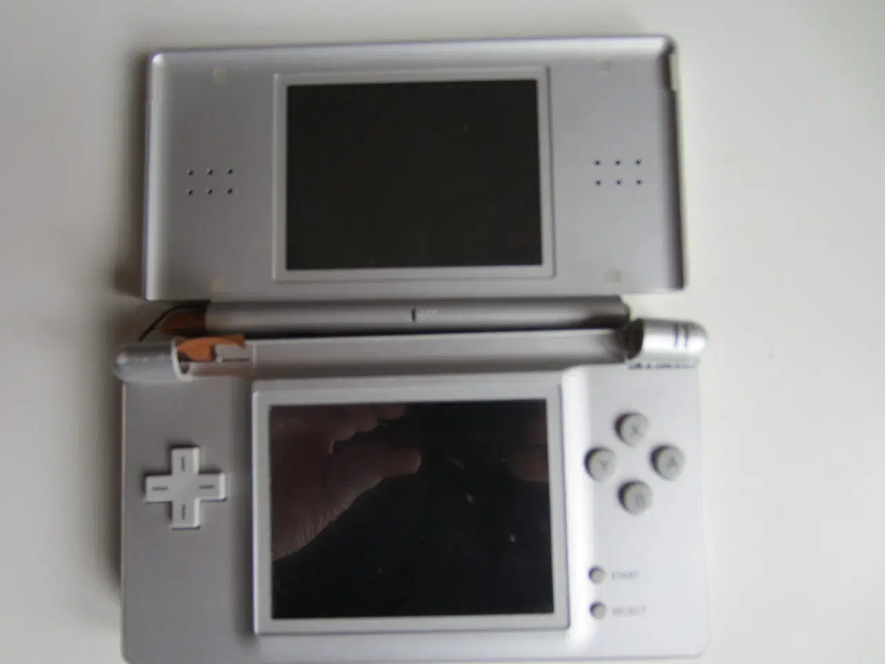 Billede 1 - Defekt Nintendo DS Lite