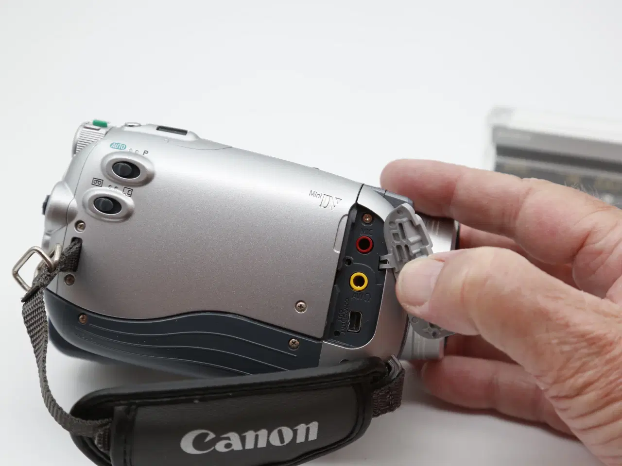 Billede 5 - Camcorder Mini DV fra Canon i god stand - 