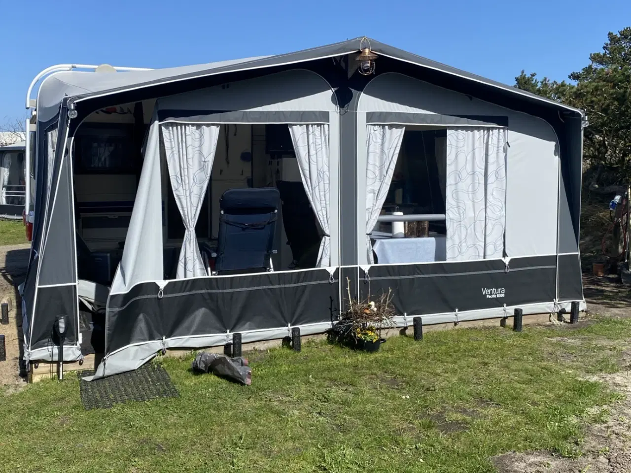 Billede 2 - Hobby Excellent campingvogn med mover 2005 