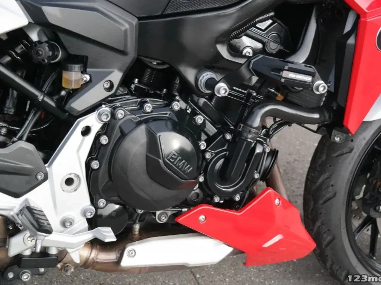 Billede 11 - BMW F 900 R MC-SYD       BYTTER GERNE