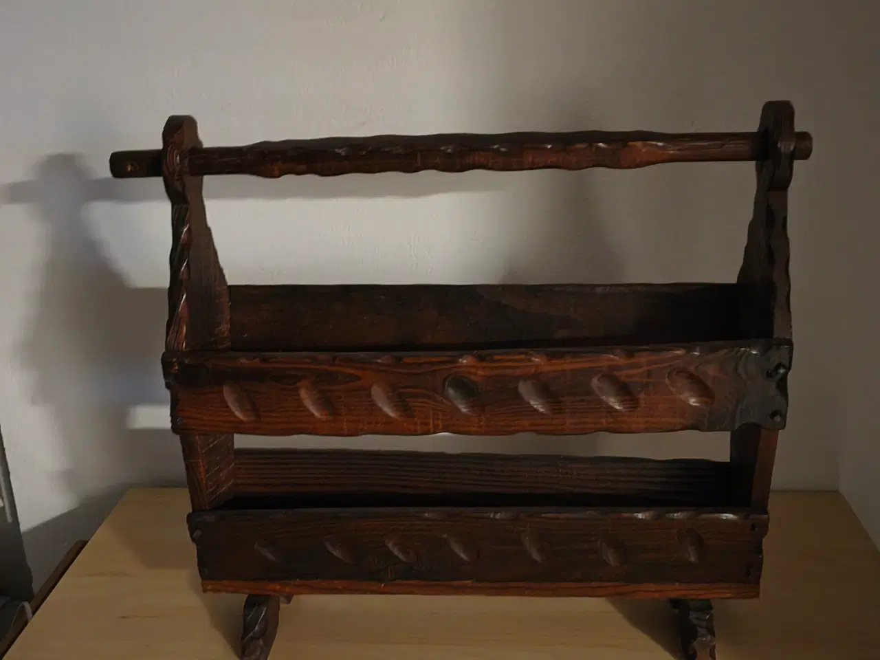 Billede 1 - Avisholder