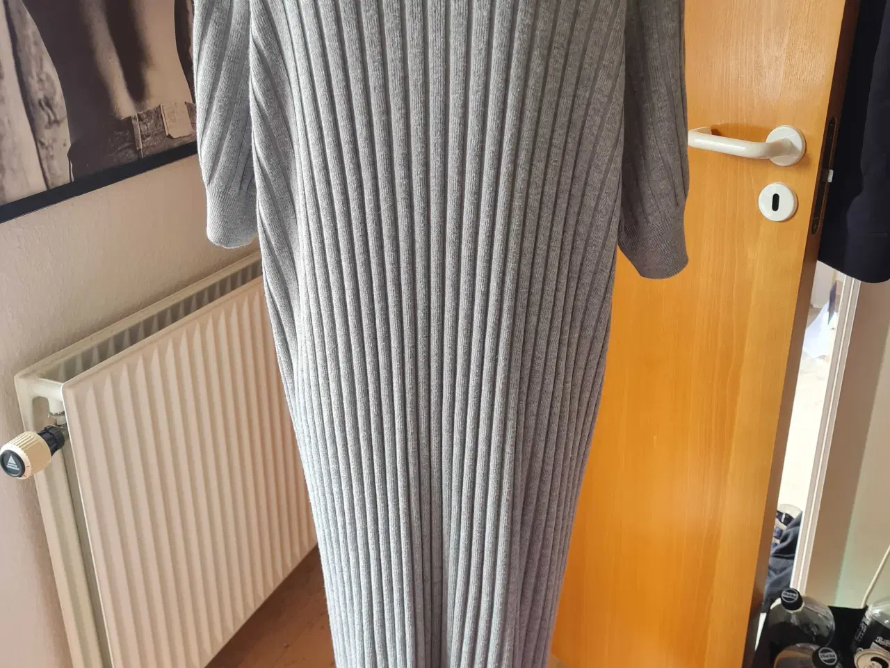 Billede 2 - Kaffe Curve strik kjole str M 46-48 