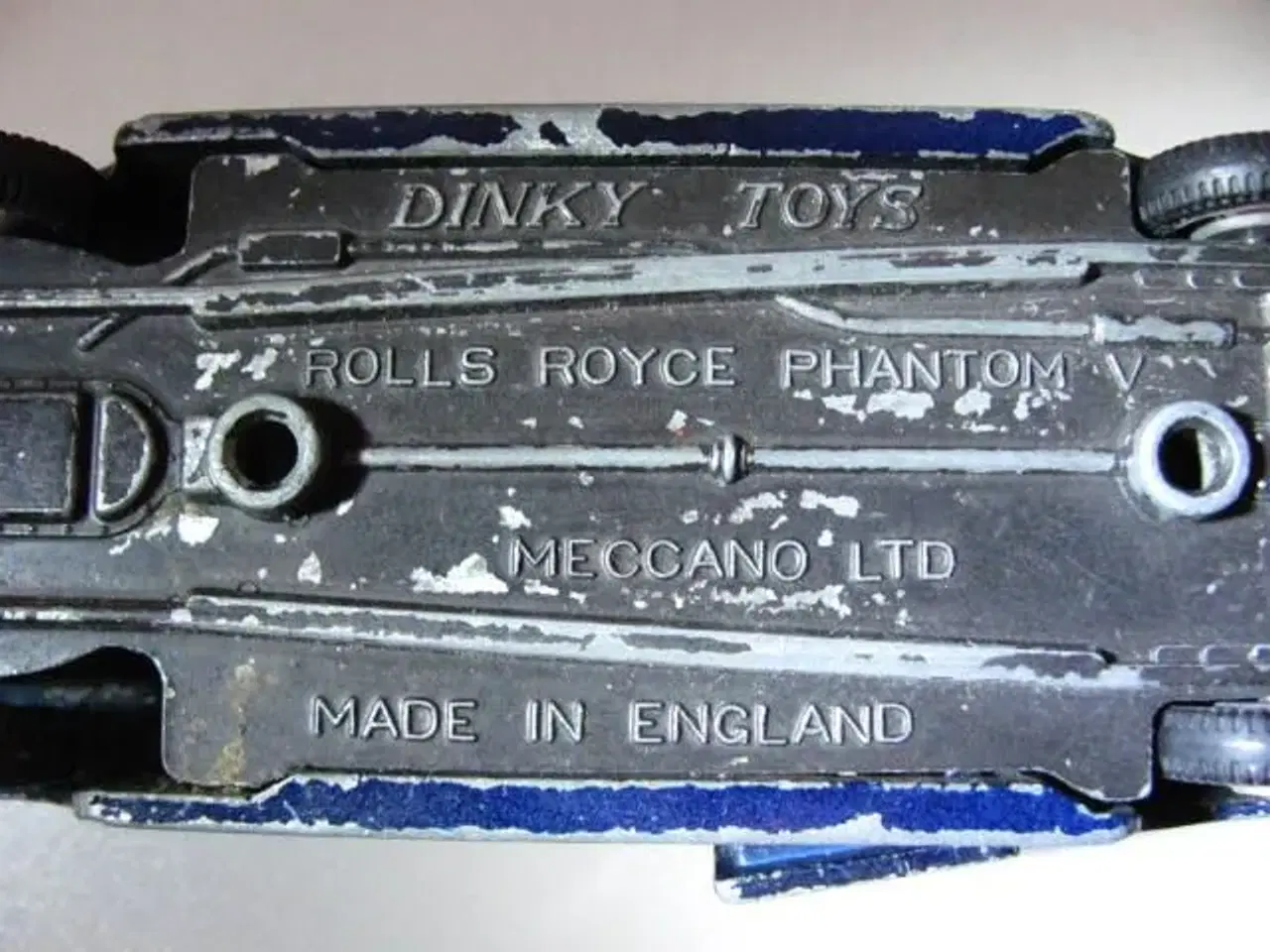Billede 6 - Gammel sjov model legetøjsbil,Dinky Toys