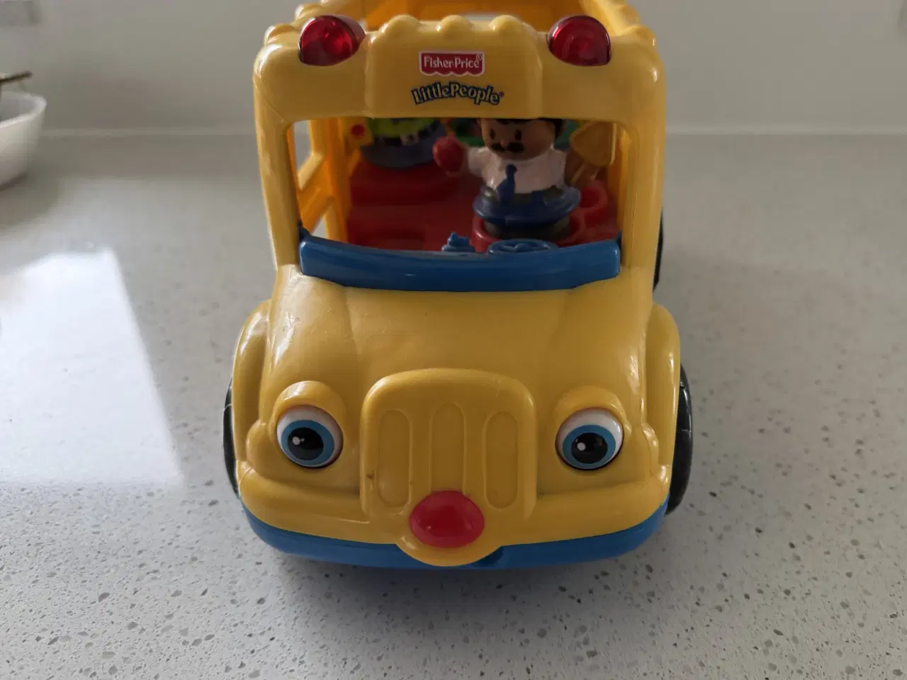 Billede 2 - Julegaven Skolebus Fisher Price med lyd og blink