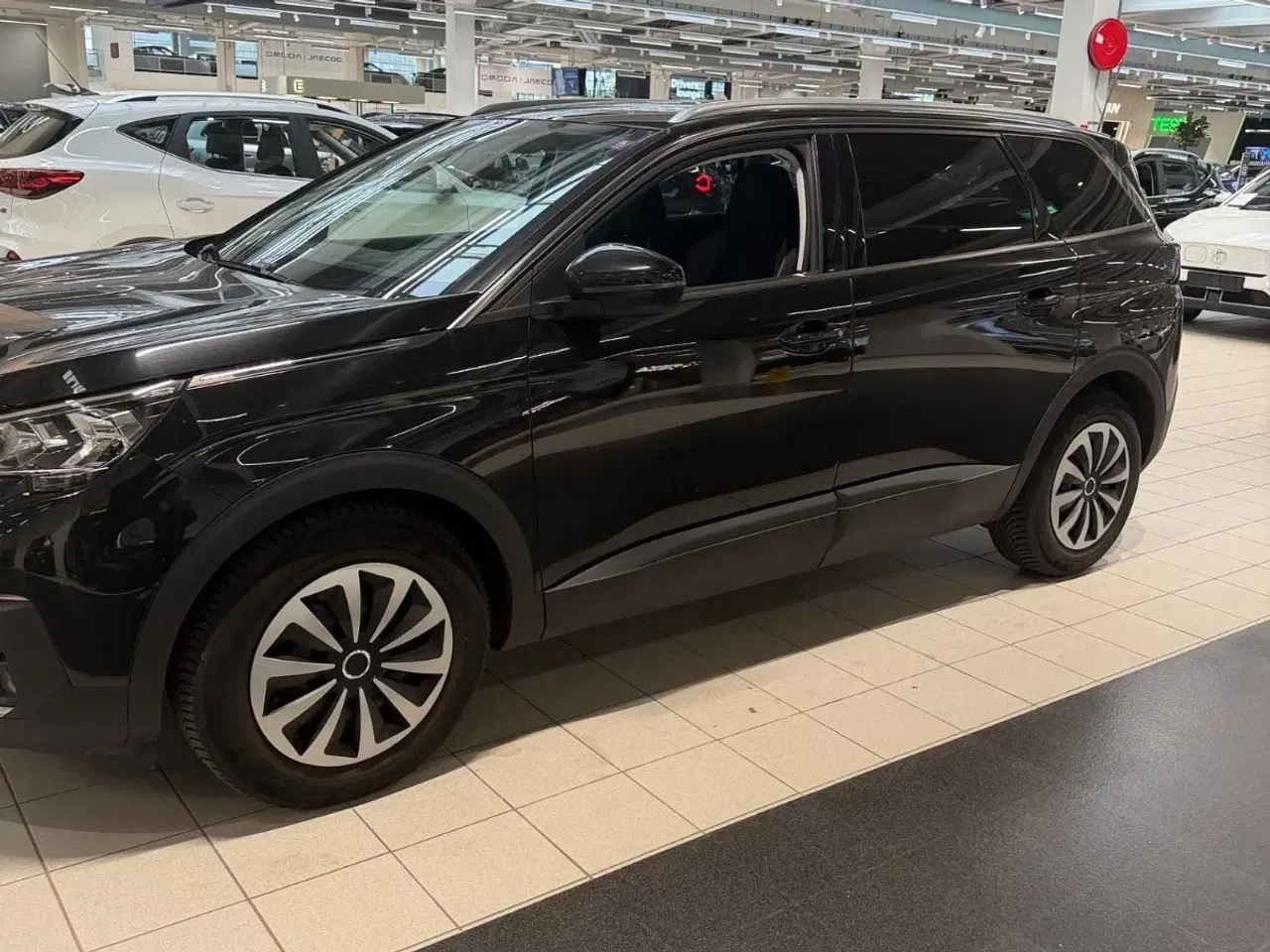 Billede 2 - Peugeot 5008 1,6 BlueHDi 120 Active 7prs