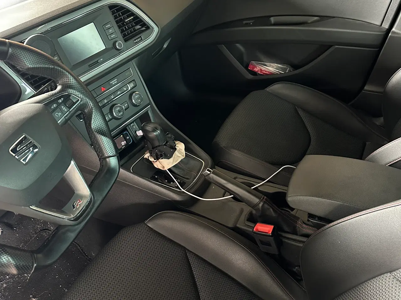 Billede 4 - Lækker Seat Leon 5F FR, 150 hk sælges! 