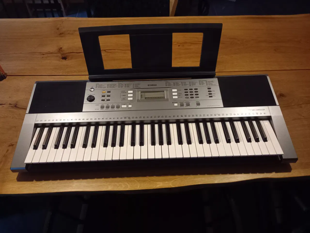 Billede 1 - Keyboard Yamaha E353