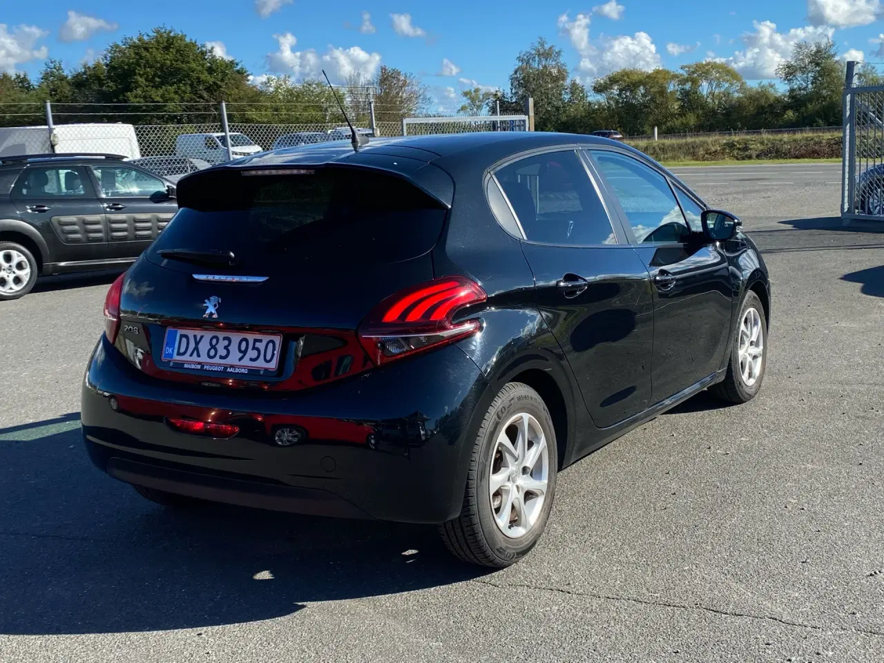 Billede 3 - Peugeot 208 1,6 BlueHDi Envy 100HK 5d