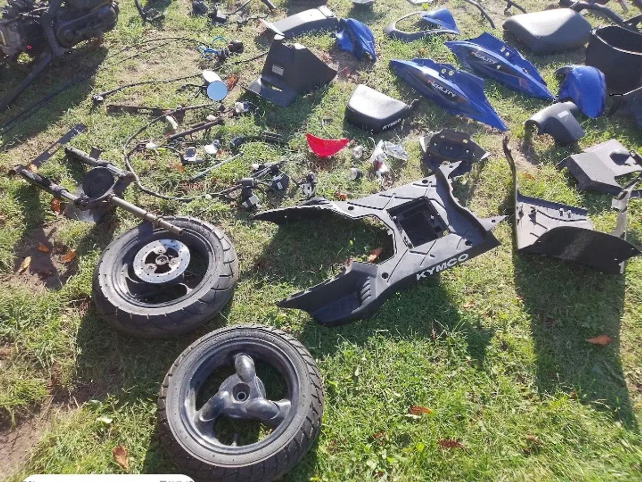 Billede 4 - Dele til Kymco Agility 4-takt 30 knallert fra 2021