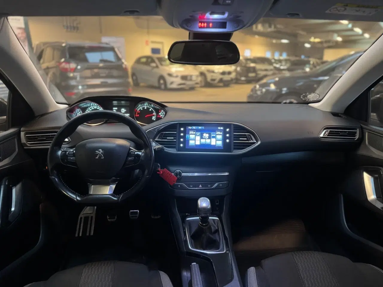 Billede 12 - Peugeot 308 1,6 BlueHDi 120 Style Sky SW