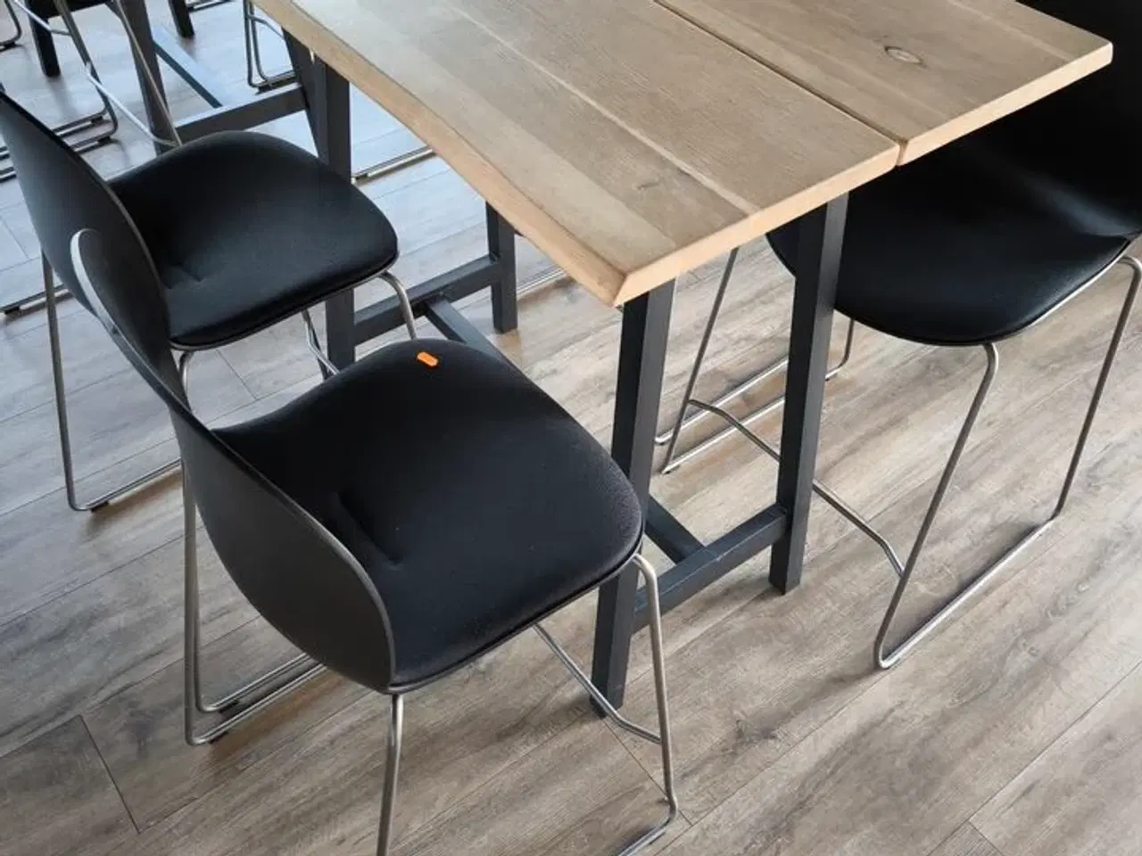 Billede 4 - Højbord med 4 barstole