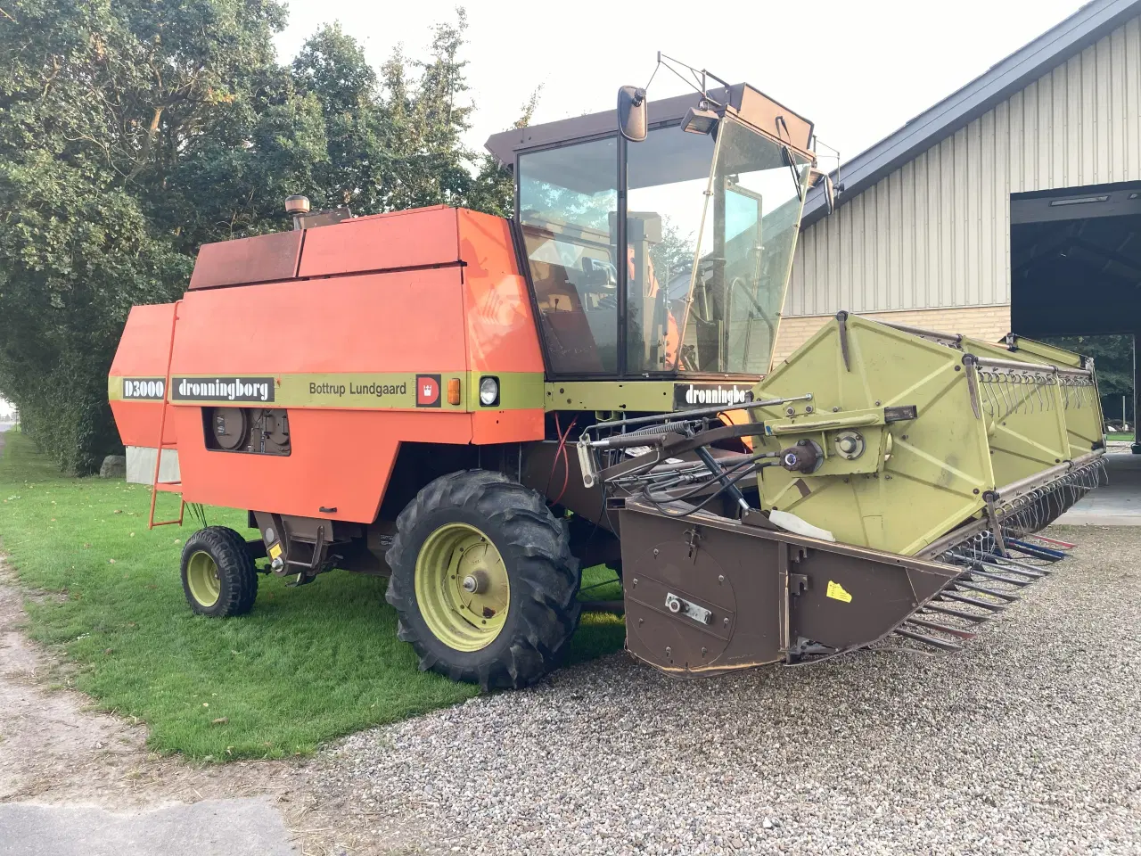 Billede 2 - Dronningborg D3000, mejetærsker
