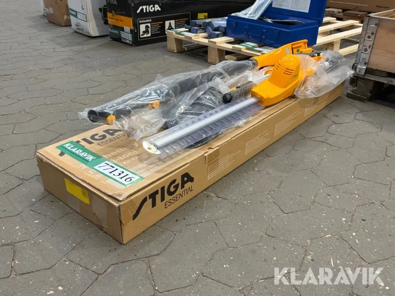 Billede 1 - Multitool Stiga Essential hækkeklipper og sav