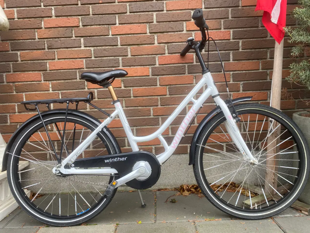 Billede 1 - Købt til 3999 kr 24 tommer lækker cykel 