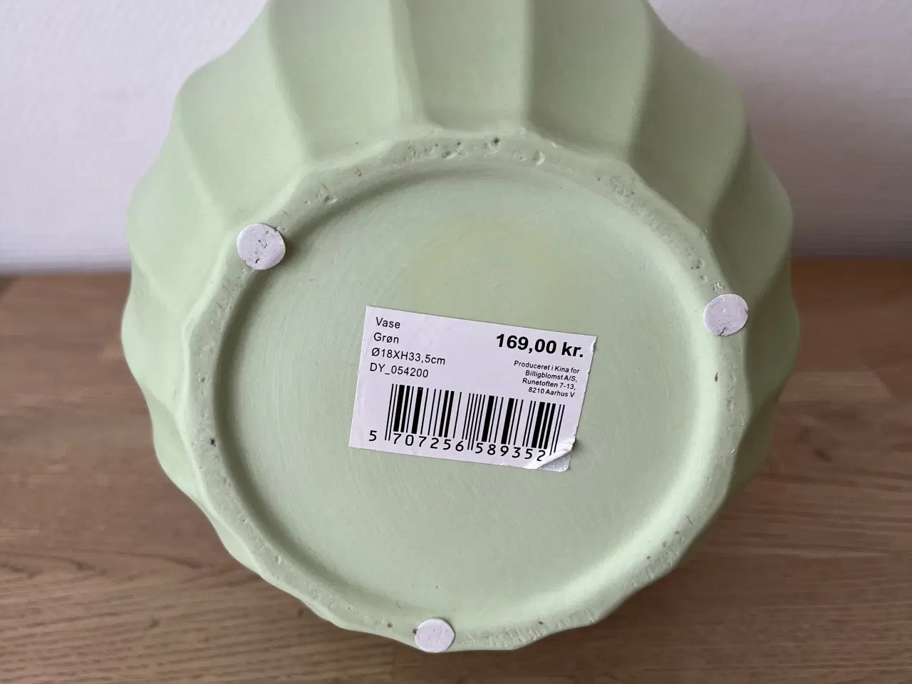 Billede 3 - Grøn vase - højde 34,5 cm.