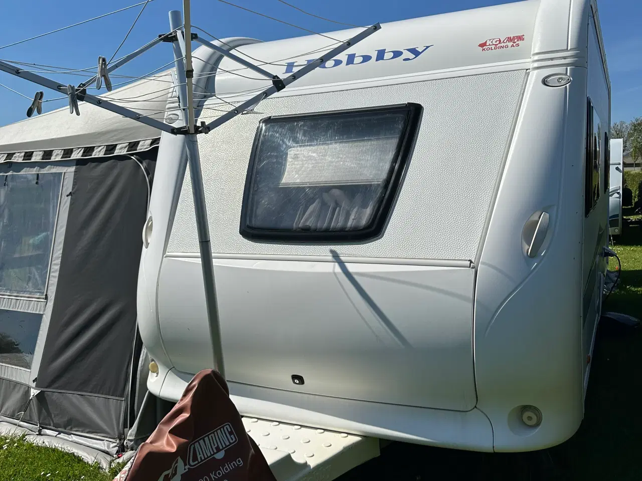 Billede 3 - Hobby De Luxe Campingvogn med tilbehør