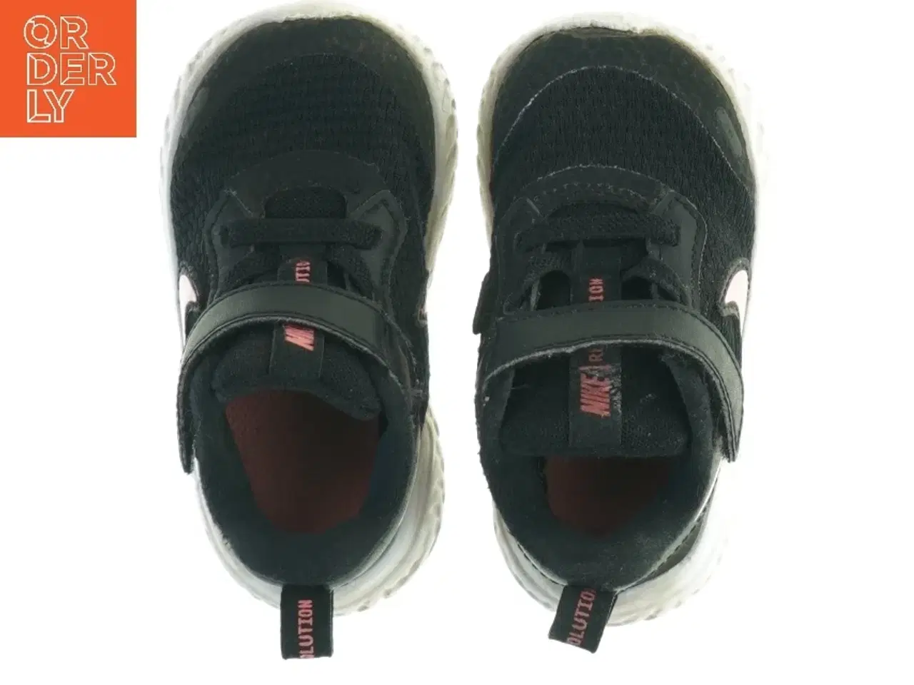 Billede 2 - Sorte sneakers med velcro til børn fra Nike (str. 21)