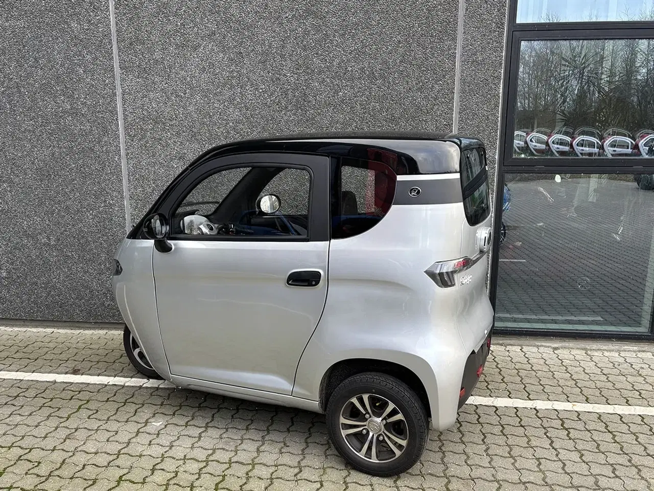 Billede 2 - Freedom Luksus 25 km/t grå (OLIEFYR)