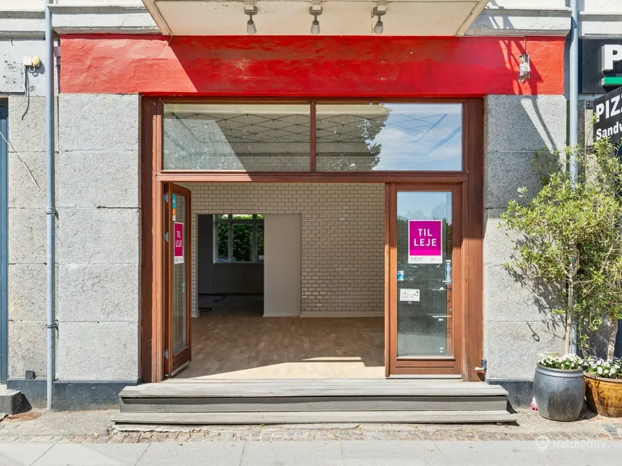 Billede 2 - Veldisponeret butikslokale