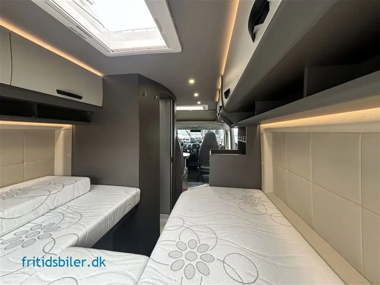 Billede 6 - 2025 - Bravia 636 140 Hk   Bravia 636 Den store camper med alt hvad hjertet begære og masser af plads til de stille afkroge af verdenen eller den skønne storbys ferie.