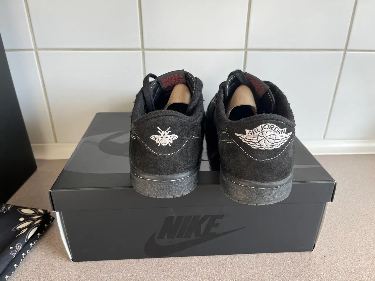 Billede 3 - Air Jordan 1 Low x Travis Scott Black Phantom