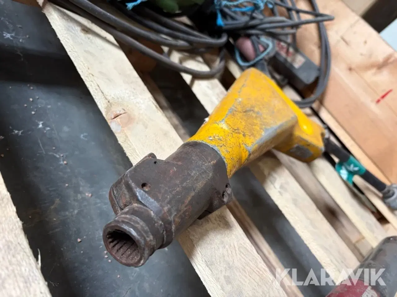 Billede 7 - Lot - affugter, betonhammer, dykpumpe, nålehammer og øvrigt