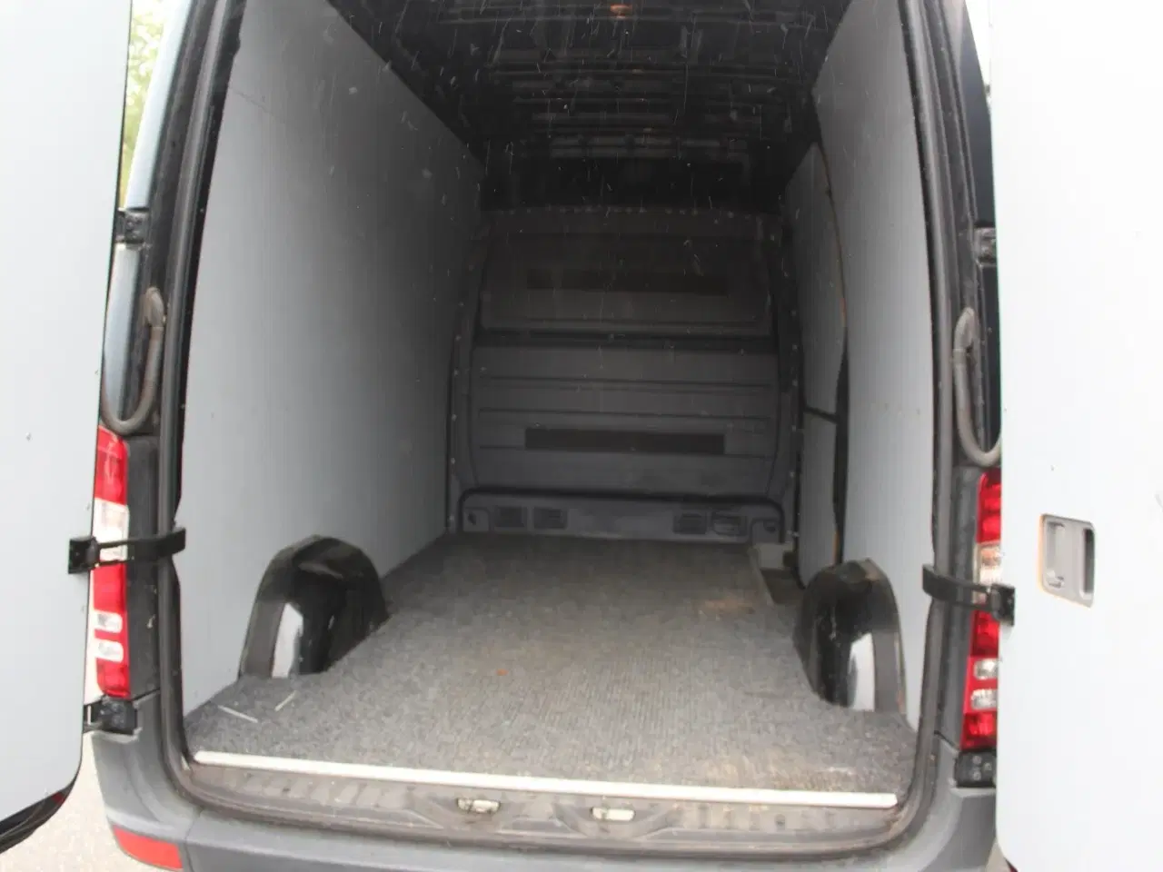 Billede 5 - Mercedes Sprinter 216 2,2 CDi R2 Kassevogn aut.